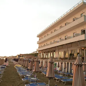 Hotel Parrini, Follonica